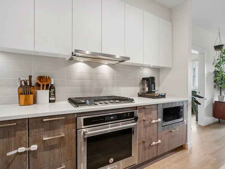 105-625 E 3rd Street, North Vancouver, BC, V7L 1G6 - 14