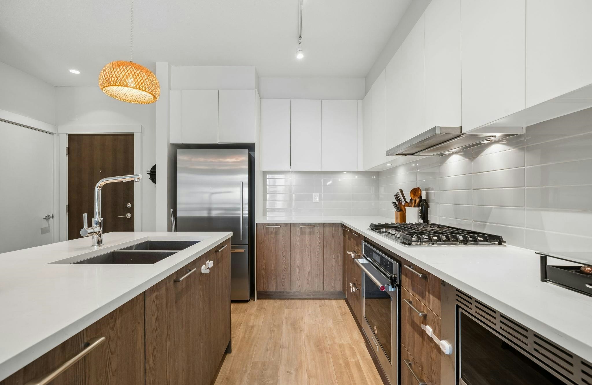 105-625 E 3rd Street, North Vancouver, BC, V7L 1G6 - 12