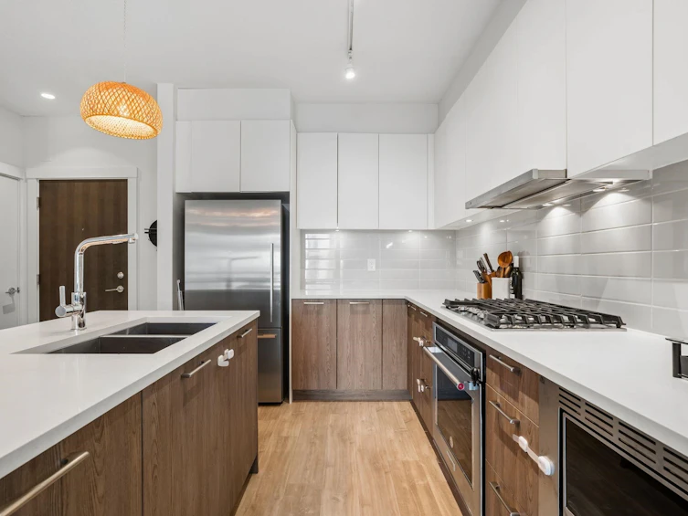 105-625 E 3rd Street, North Vancouver, BC, V7L 1G6 - 12