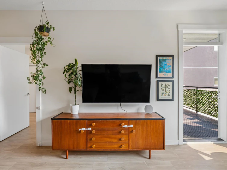 105-625 E 3rd Street, North Vancouver, BC, V7L 1G6 - 10