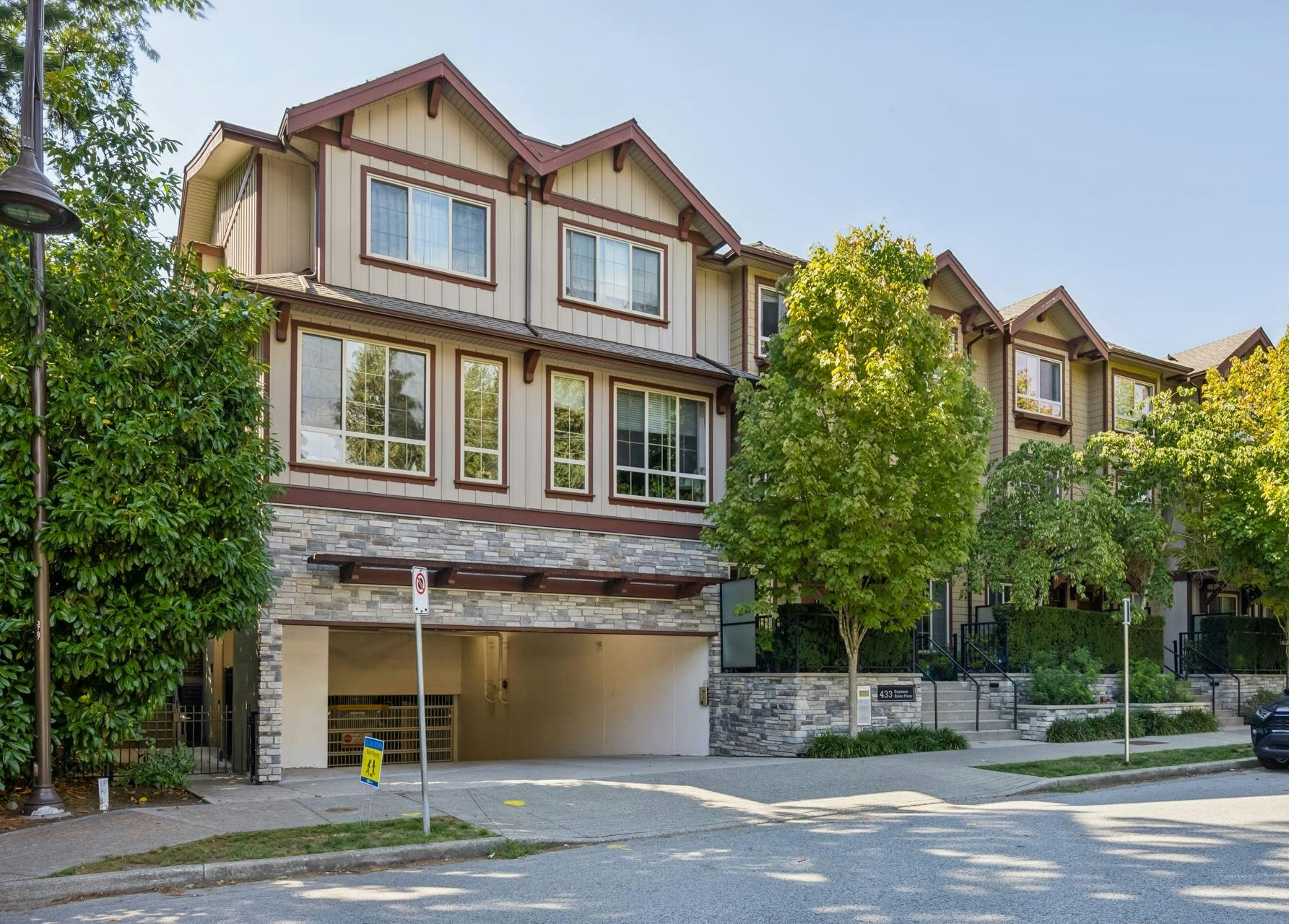 50-433 Seymour River Place, North Vancouver, BC, V7H 0B8 - 31