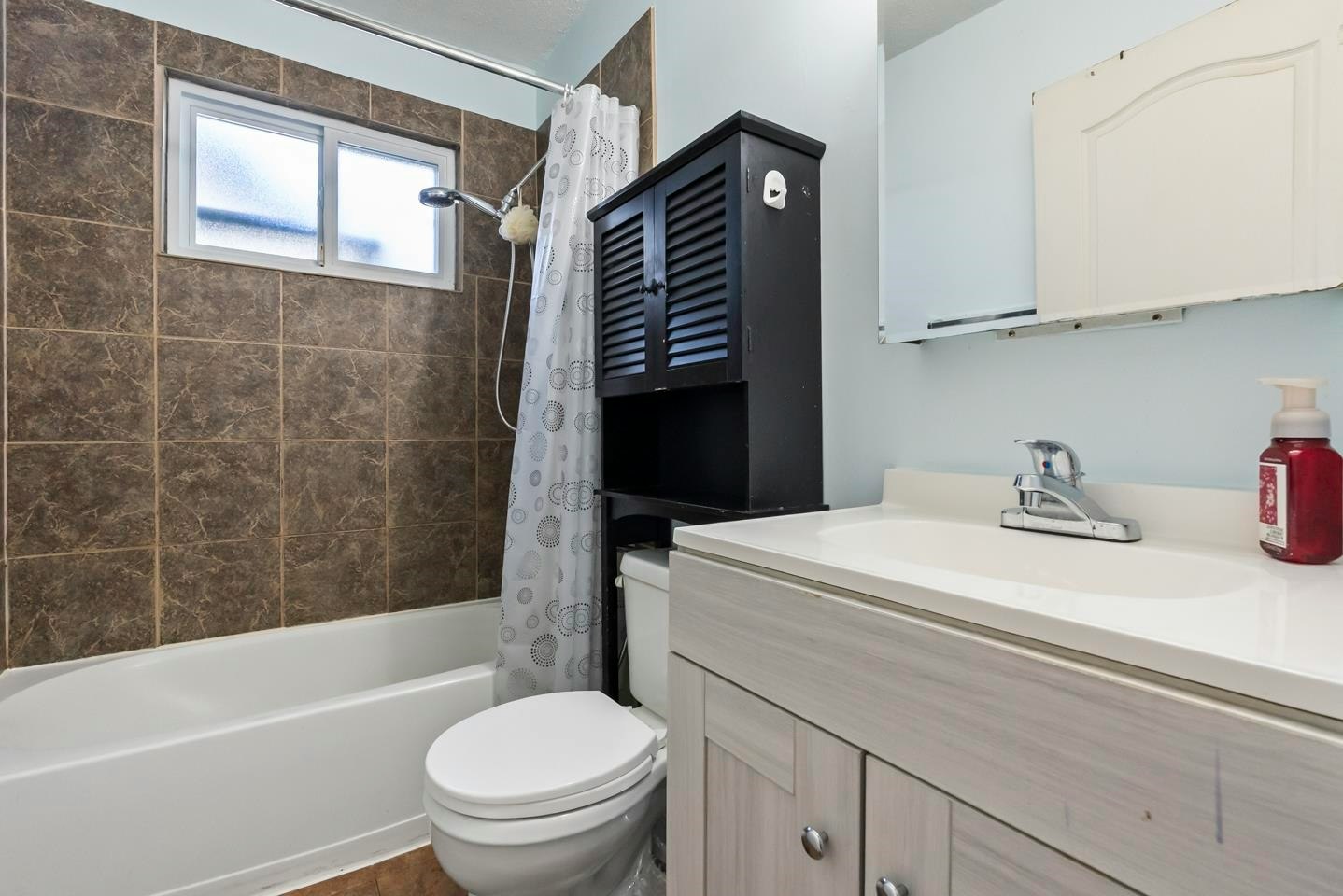 9511 160 Street, Surrey, BC, V4N 2N9 - 23