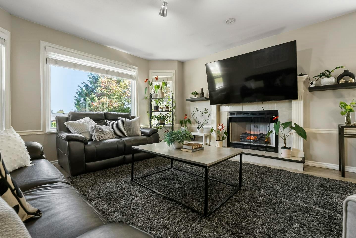 9511 160 Street - 2