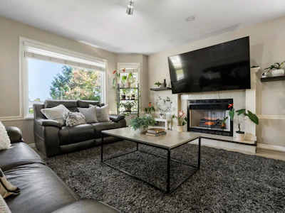 9511 160 Street - 2