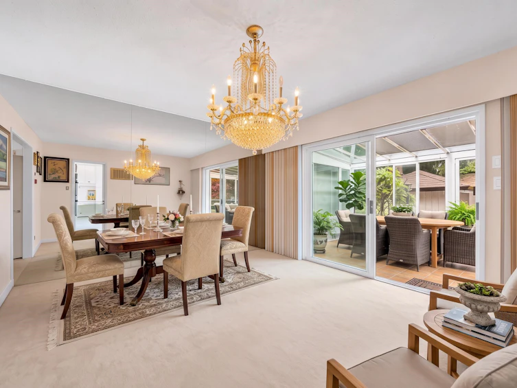 7 Semana Crescent, Vancouver, BC, V6N 2E1 - 4