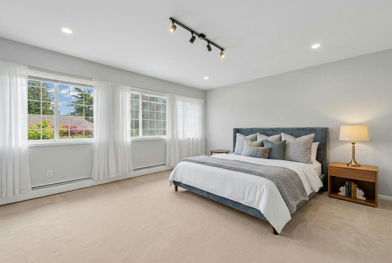 7 Semana Crescent, Vancouver, BC, V6N 2E1 - 8
