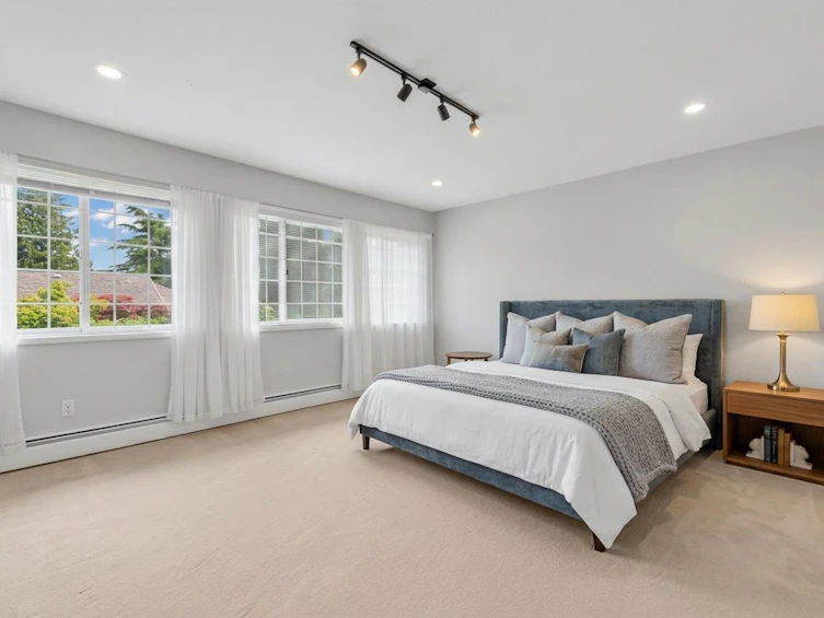 7 Semana Crescent, Vancouver, BC, V6N 2E1 - 8