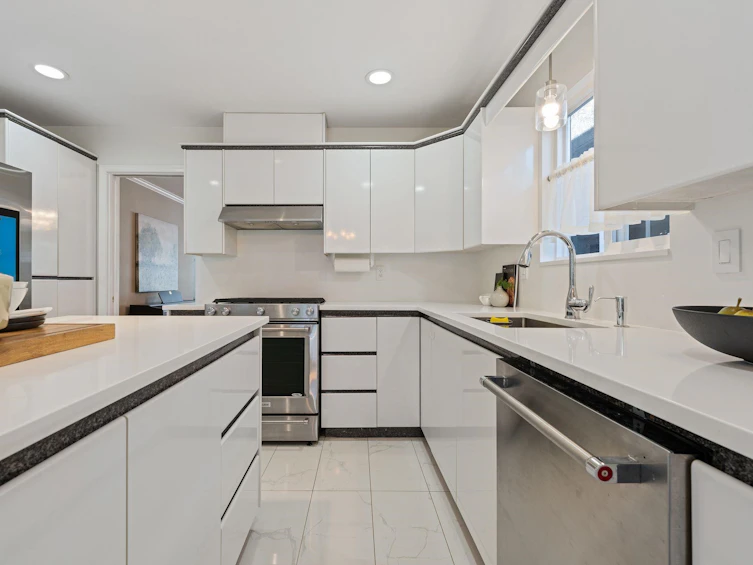 1154 Harold Road, North Vancouver, BC, V7K 1G3 - 7