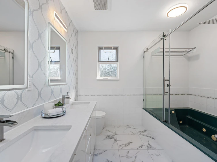 1154 Harold Road, North Vancouver, BC, V7K 1G3 - 23