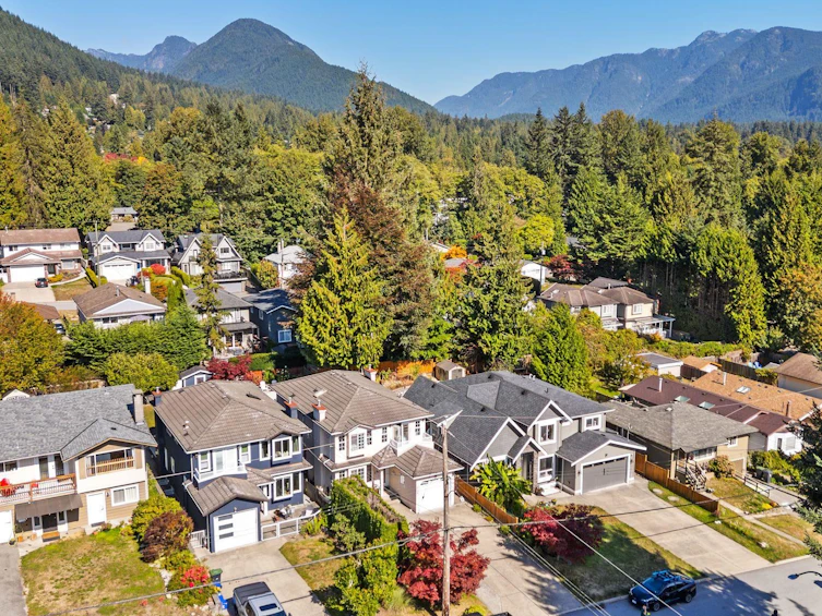 1154 Harold Road, North Vancouver, BC, V7K 1G3 - 38
