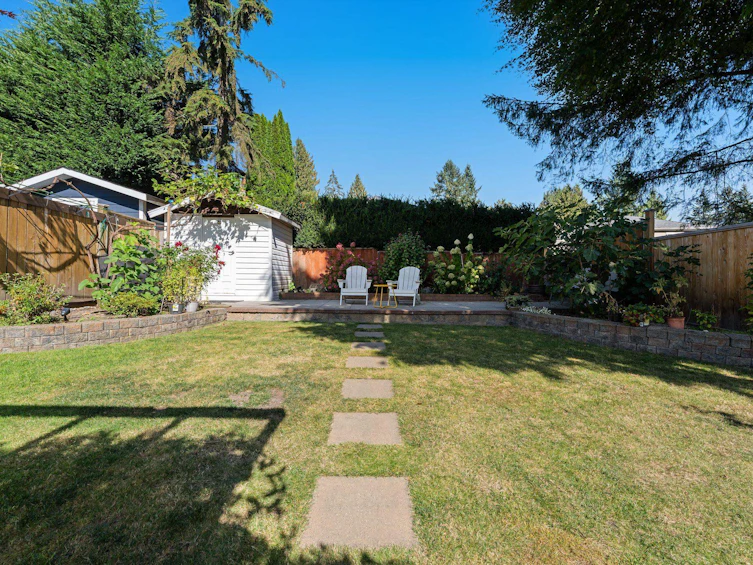 1154 Harold Road, North Vancouver, BC, V7K 1G3 - 14