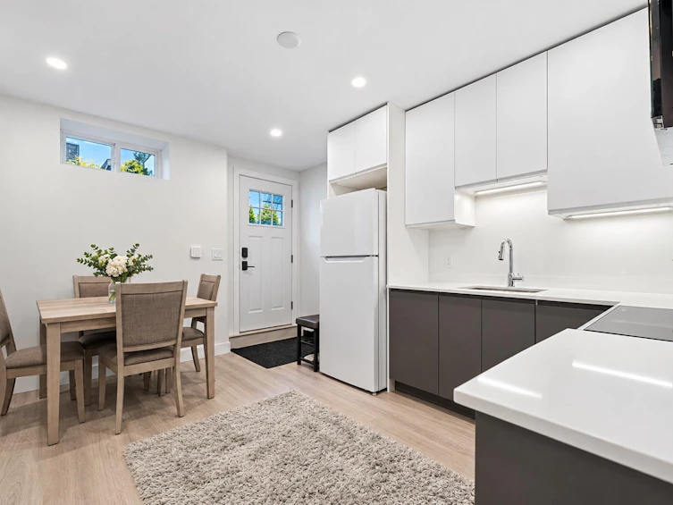 1154 Harold Road, North Vancouver, BC, V7K 1G3 - 31