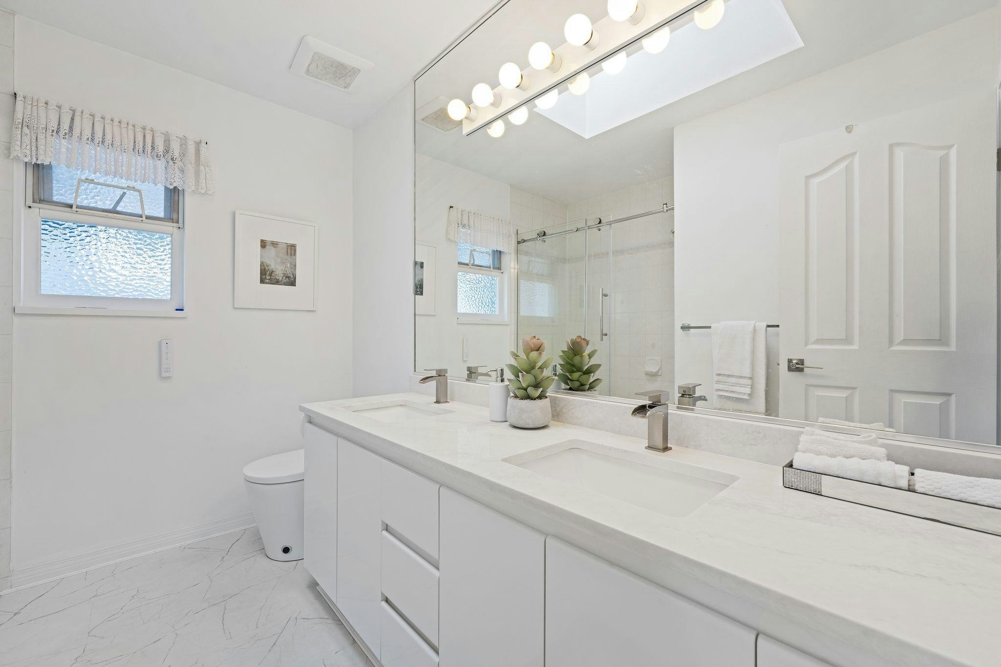 1154 Harold Road, North Vancouver, BC, V7K 1G3 - 26