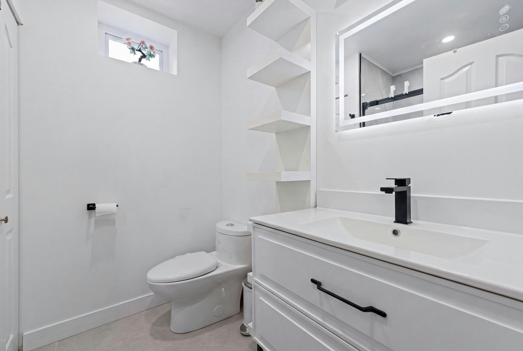 1154 Harold Road, North Vancouver, BC, V7K 1G3 - 33