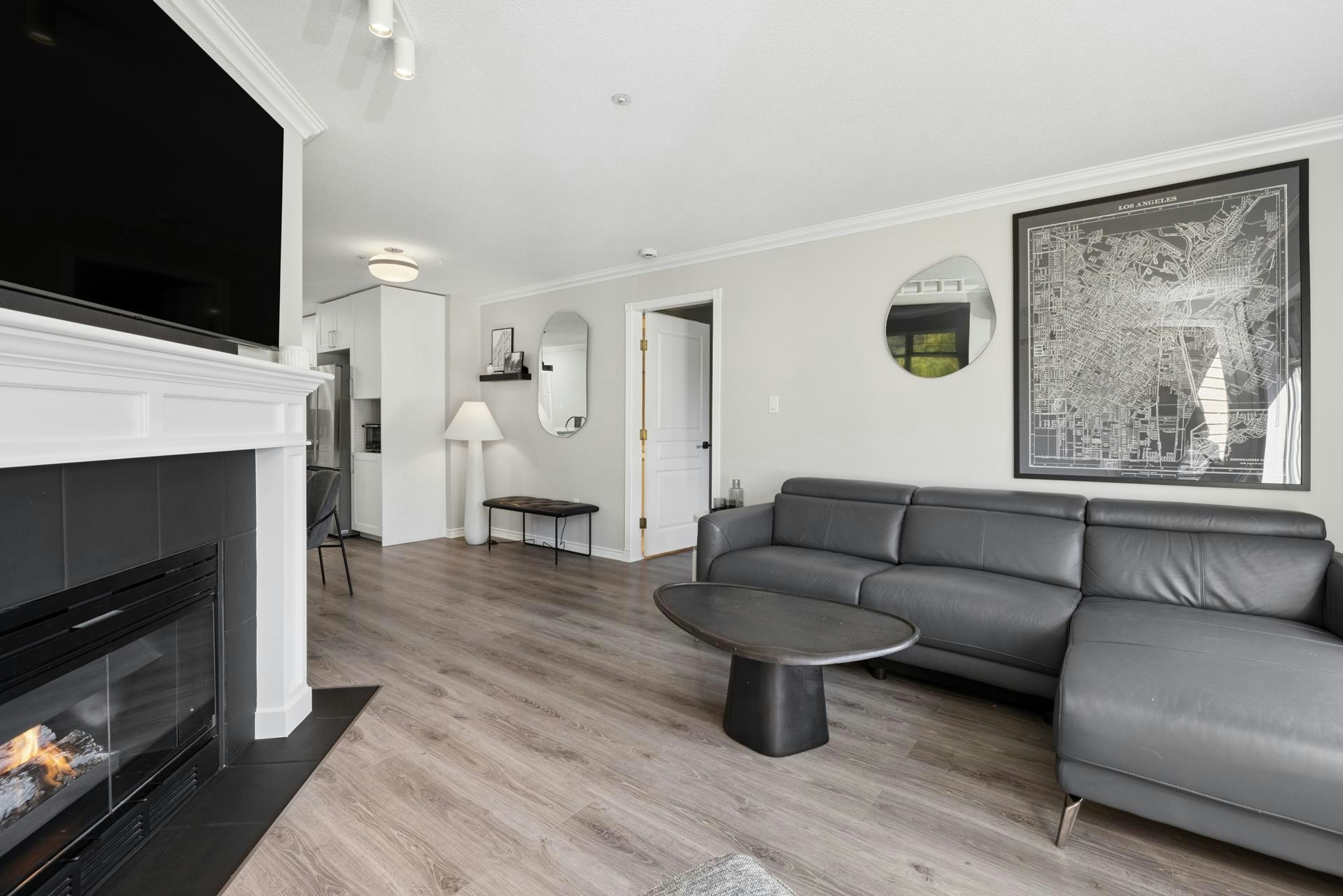 201-1140 Strathaven Drive, North Vancouver, BC, V7H 2Z6 - 6