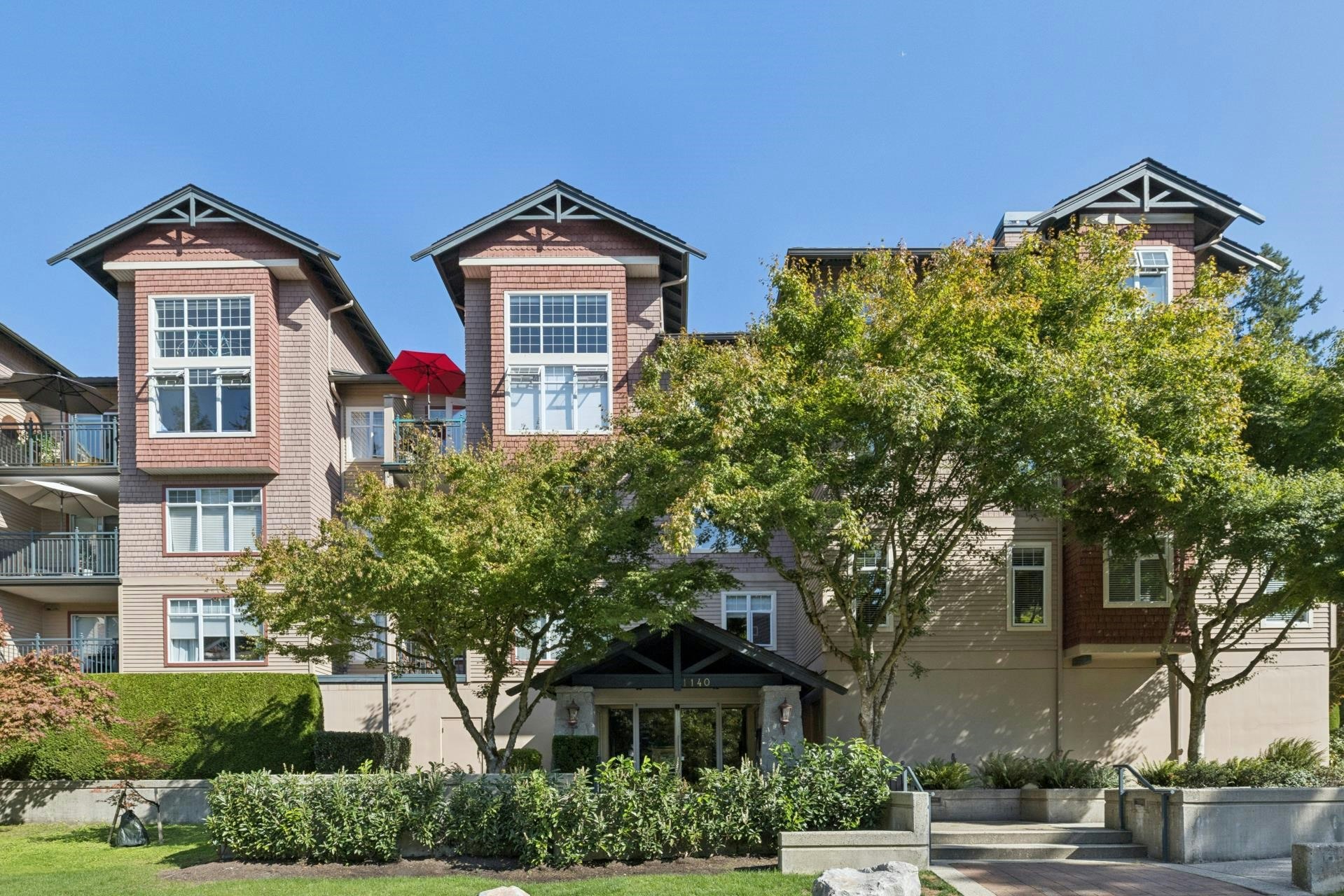 201-1140 Strathaven Drive, North Vancouver, BC, V7H 2Z6