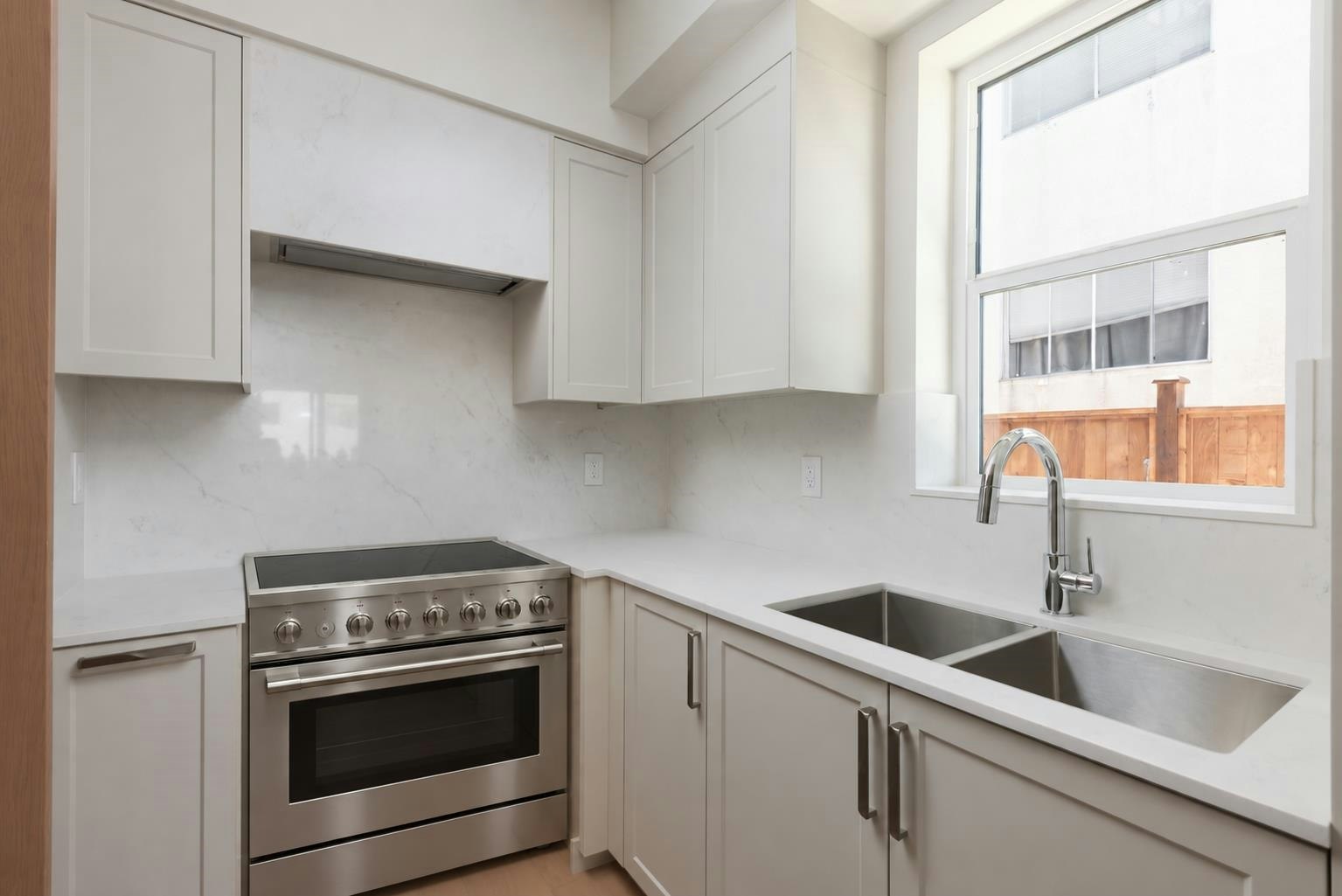 101-1837 E Georgia Street, Vancouver, BC, V5L 2B5 - 7