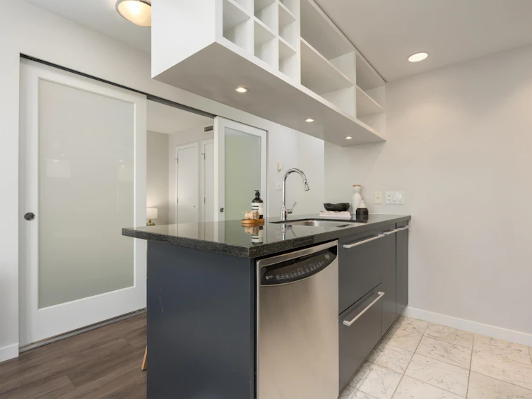2110-833 Seymour Street, Vancouver, BC, V6B 0G4 - 9