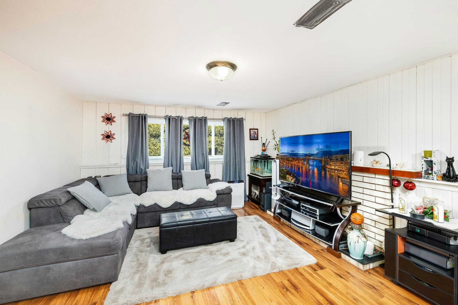 4766 Gothard Street, Vancouver, BC, V5R 3K9 - 10