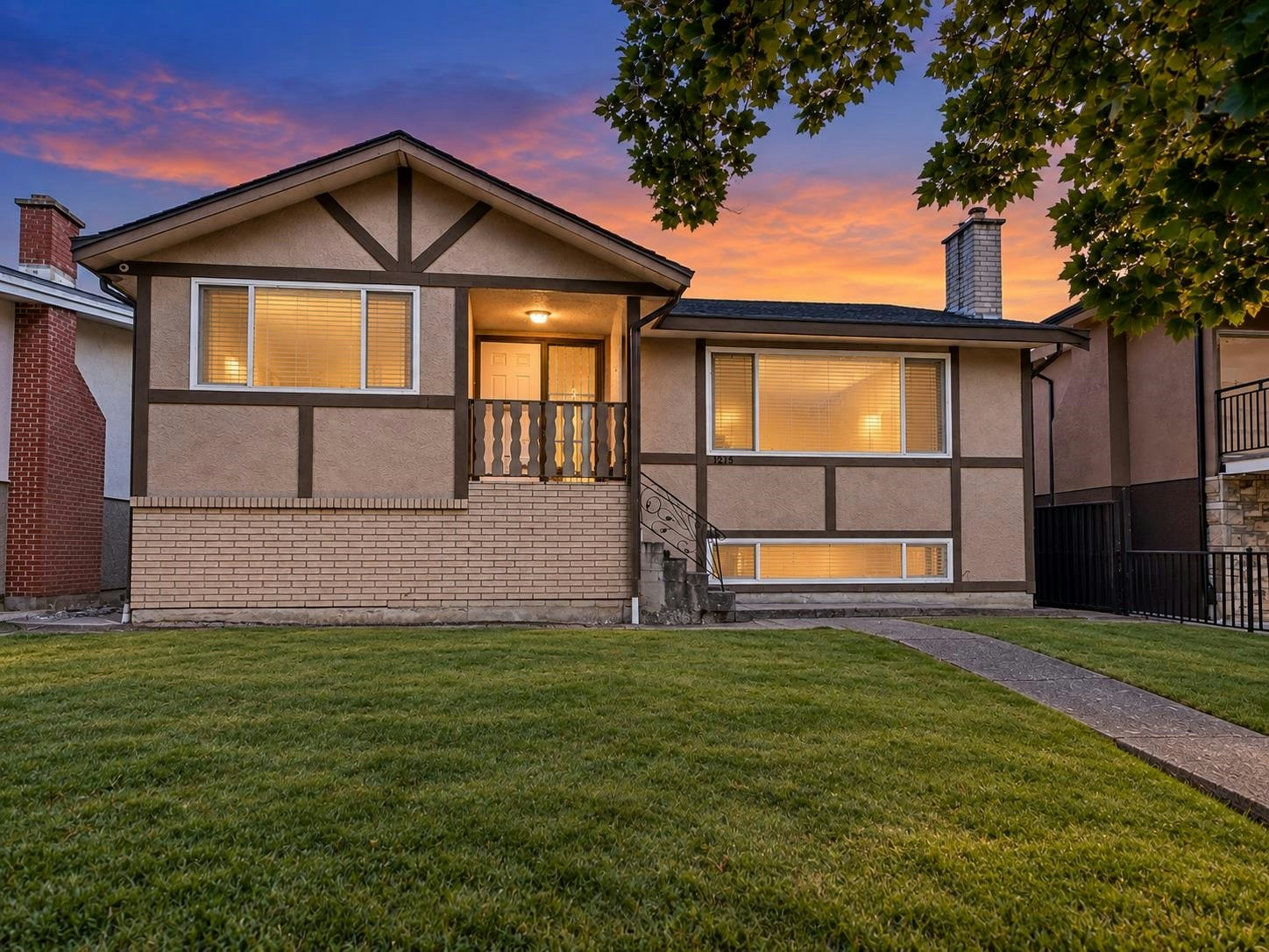 1215 E 48th Avenue, Vancouver, BC, V5W 2E8