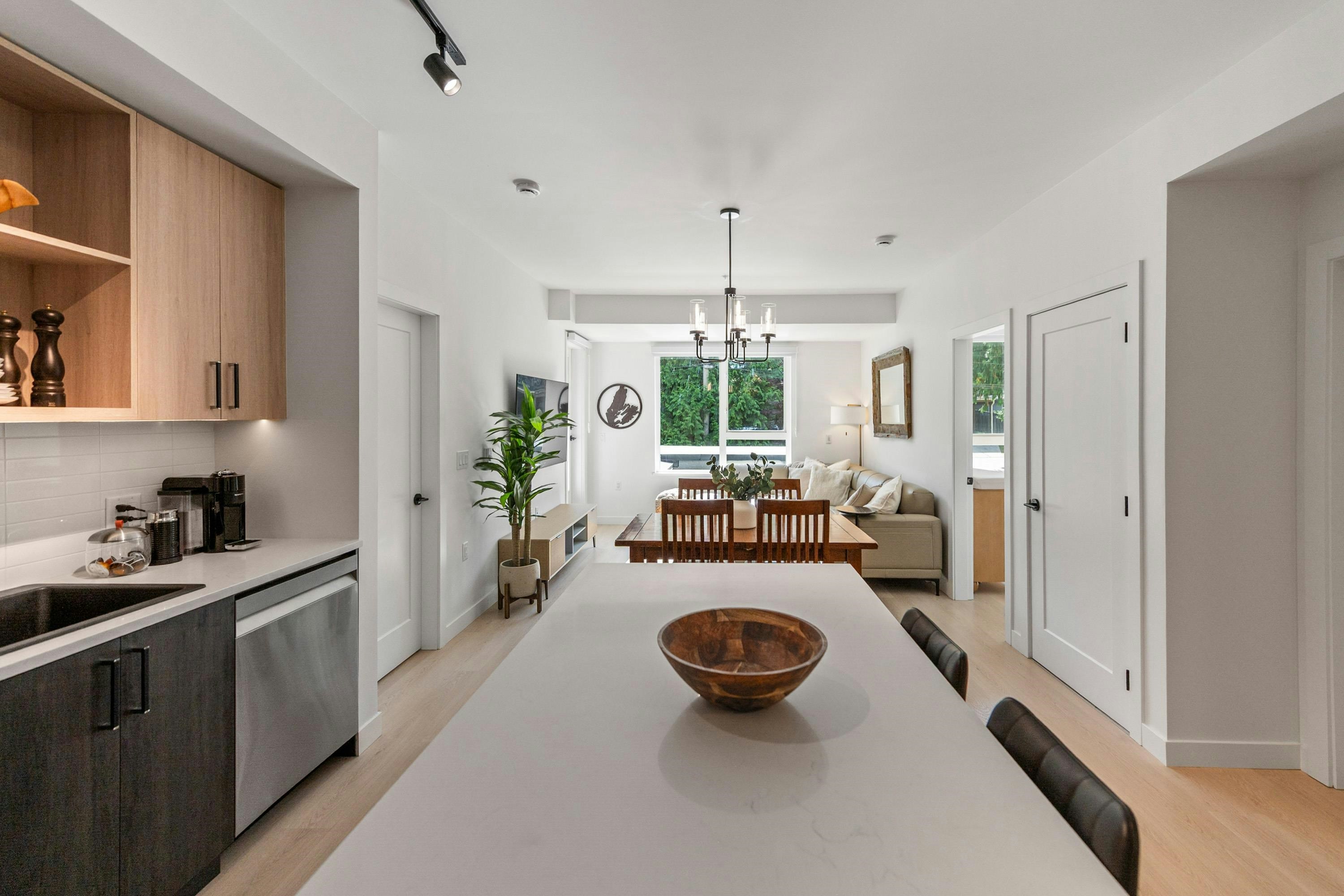 214-2002 St. George Street, Port Moody, BC, V3H 0N4