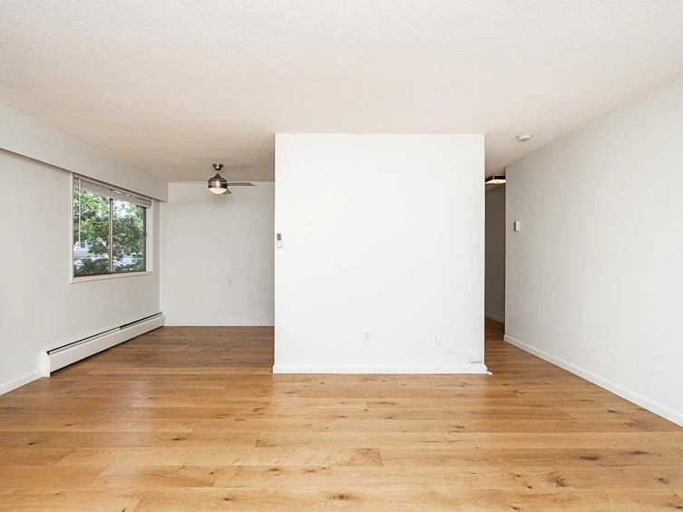 106-235 E 13th Street, North Vancouver, BC, V7L 2L6 - 13