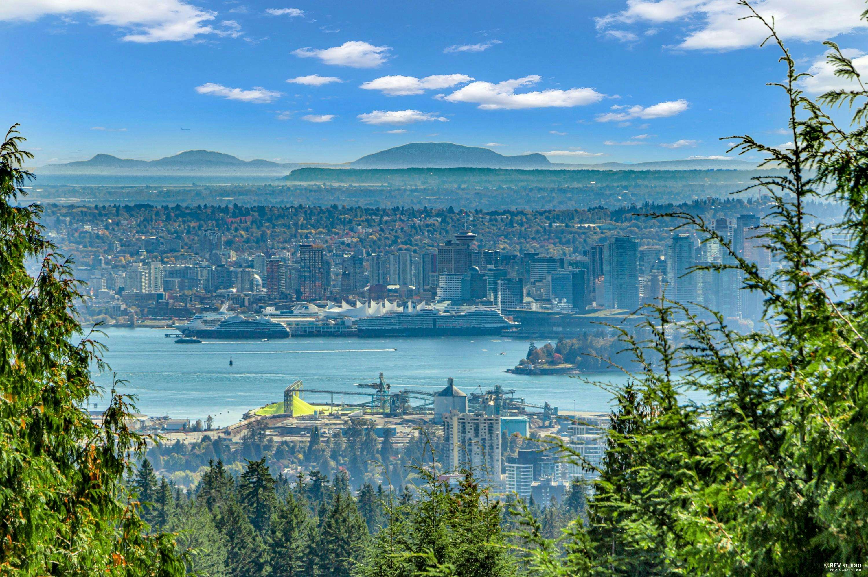 535 Craigmohr Drive, West Vancouver, BC, V7S 1W8 - 9