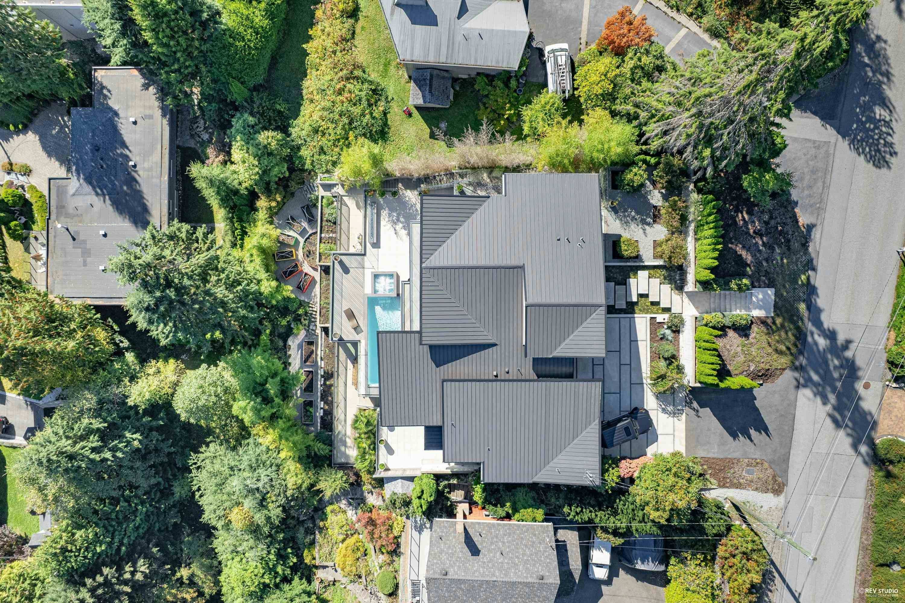 535 Craigmohr Drive, West Vancouver, BC, V7S 1W8 - 38