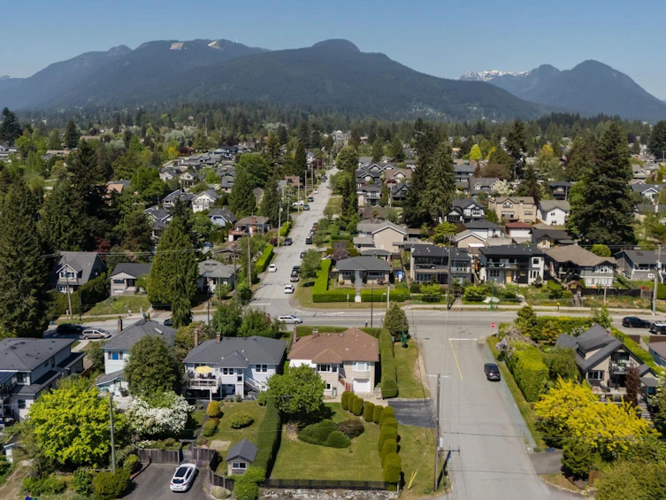 657 E Keith Road, North Vancouver, BC, V7L 1W4 - 33