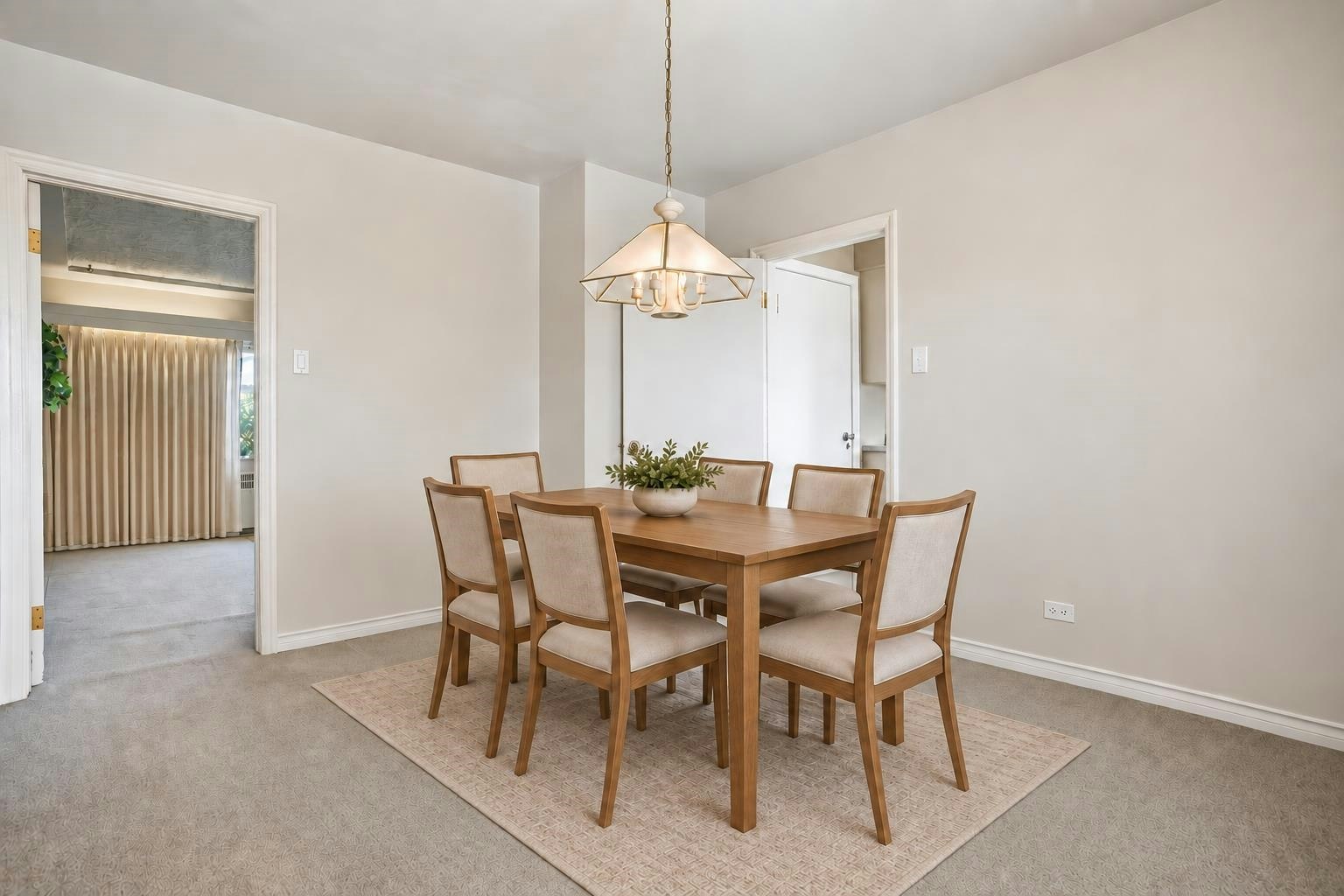 657 E Keith Road, North Vancouver, BC, V7L 1W4 - 6