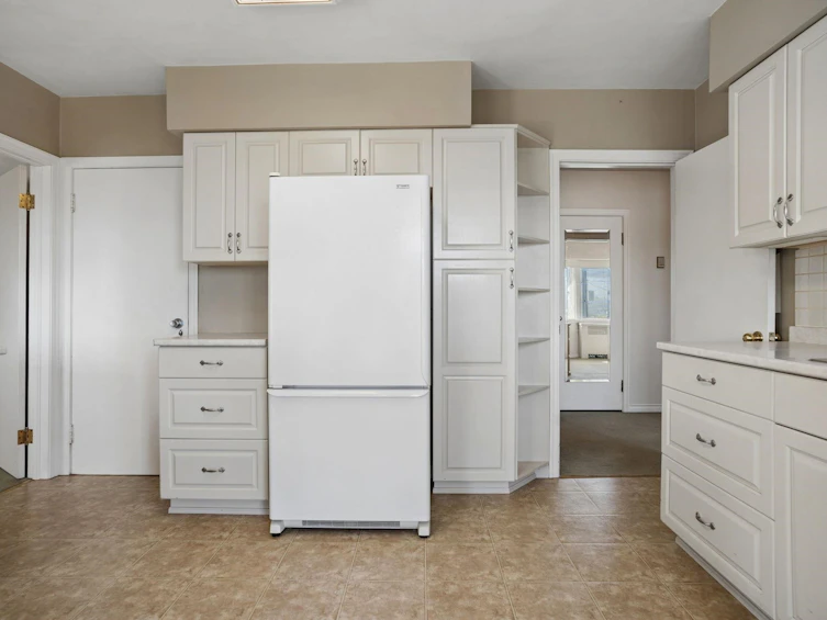 657 E Keith Road, North Vancouver, BC, V7L 1W4 - 14