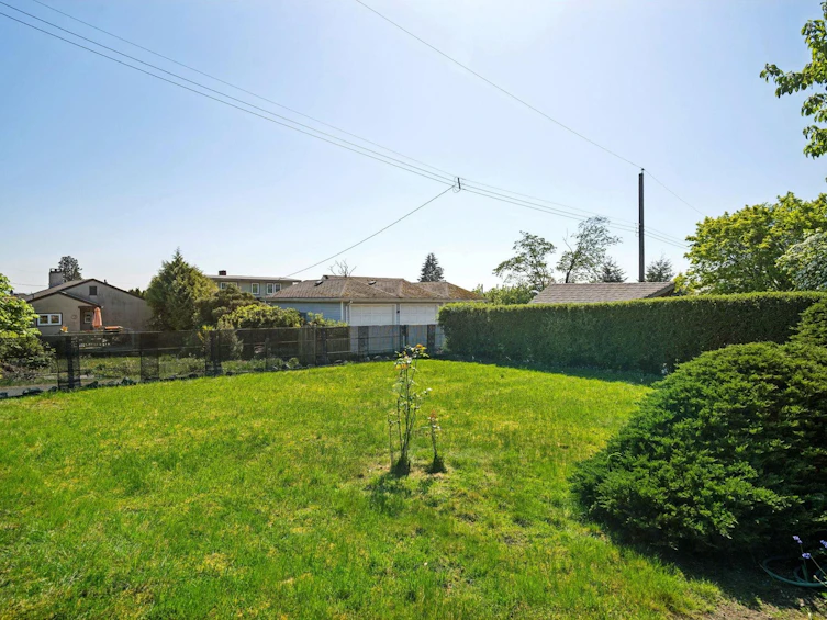 657 E Keith Road, North Vancouver, BC, V7L 1W4 - 30