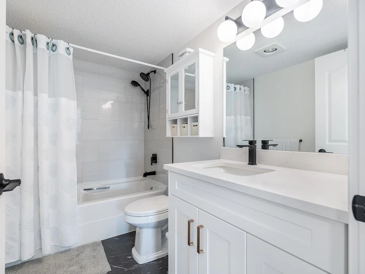 201-3150 Gladwin Road, Abbotsford, BC, V2T 5S9 - 22