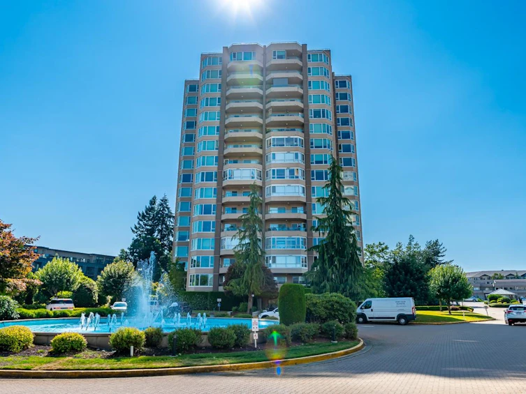 201-3150 Gladwin Road, Abbotsford, BC, V2T 5S9
