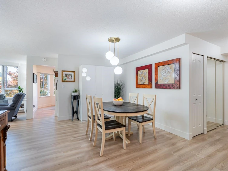 201-3150 Gladwin Road, Abbotsford, BC, V2T 5S9 - 4