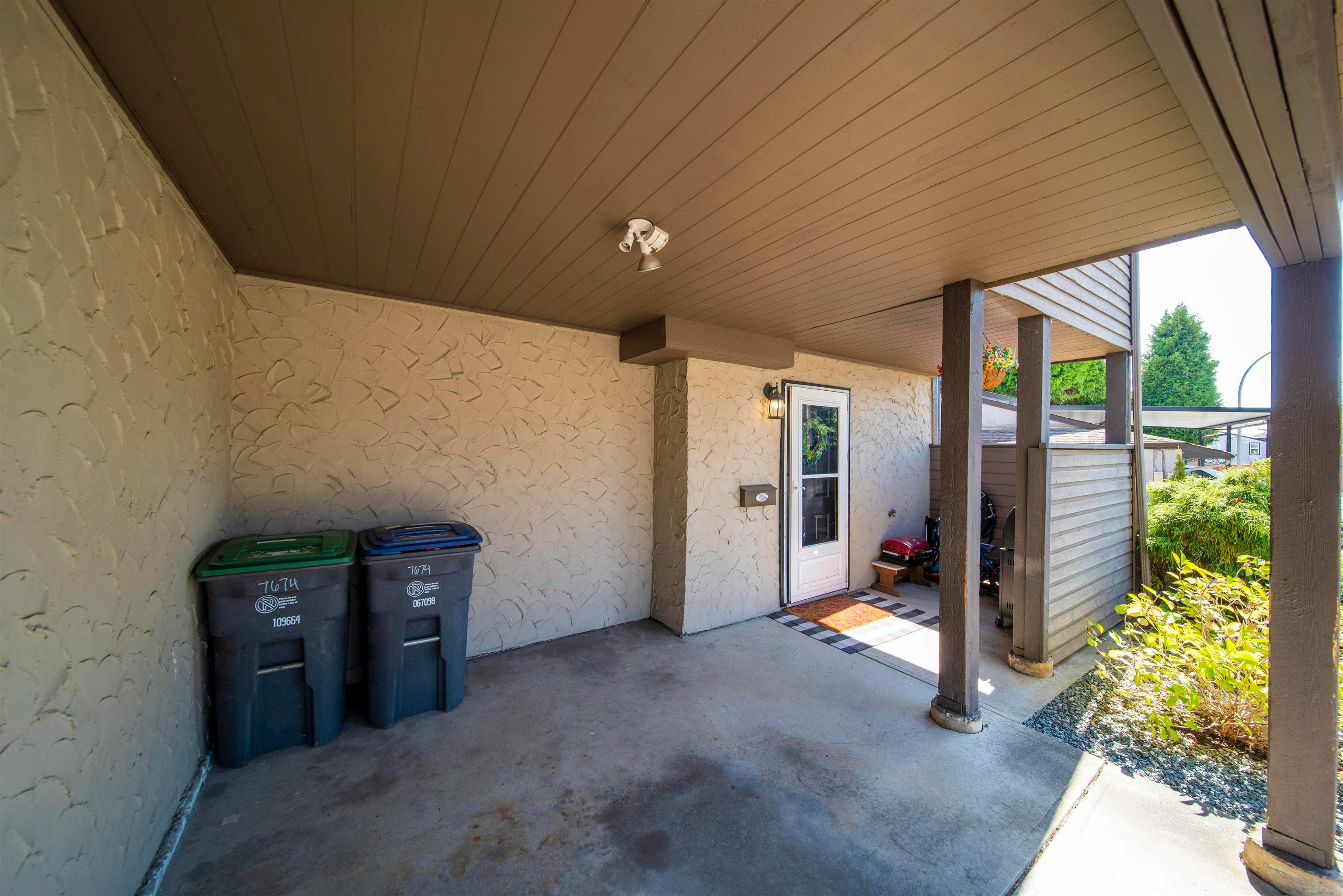 7674 125 Street, Surrey, BC, V3W 7W4 - 25