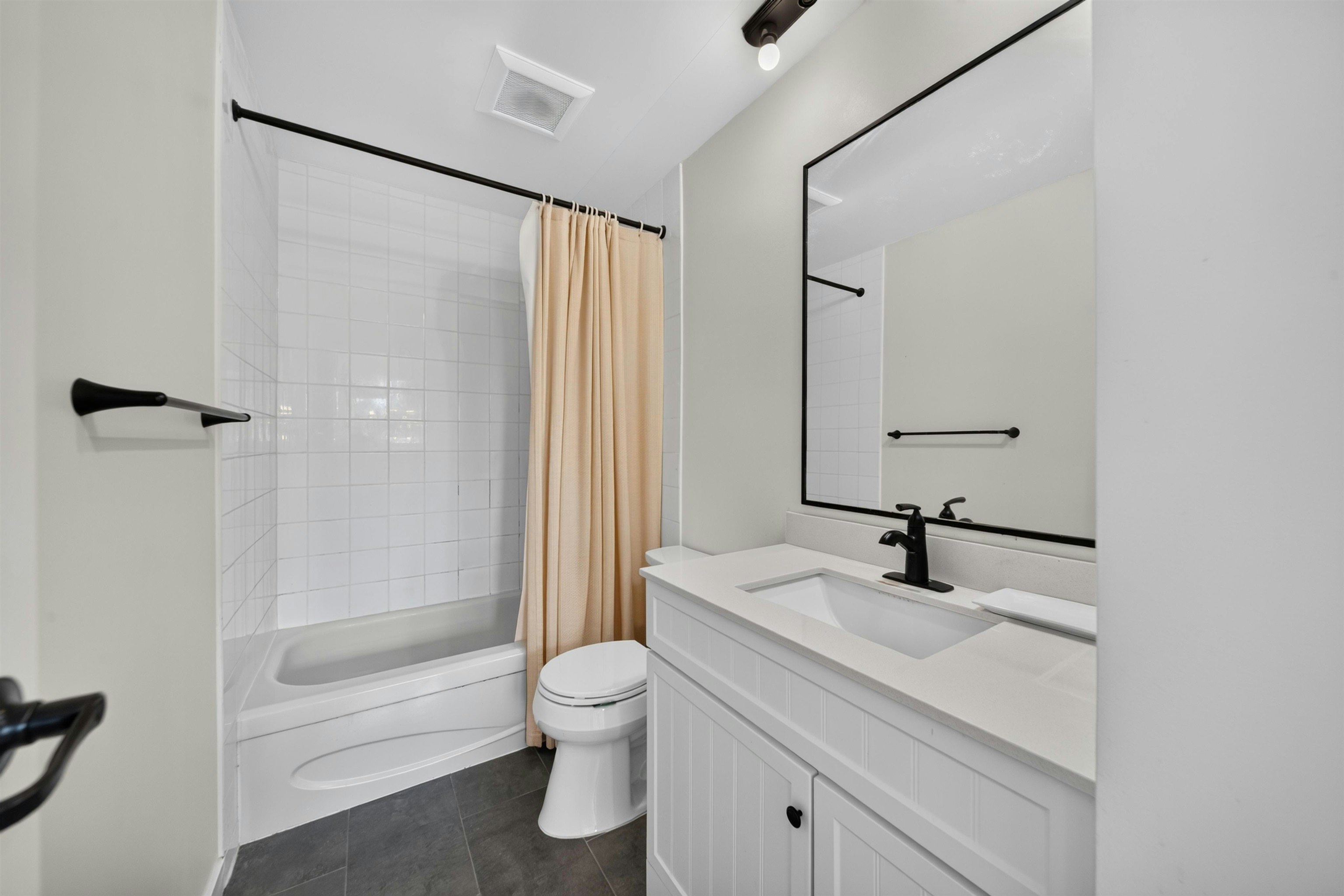 7674 125 Street, Surrey, BC, V3W 7W4 - 11