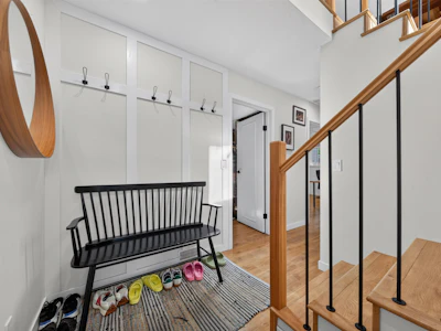 7674 125 Street - 4