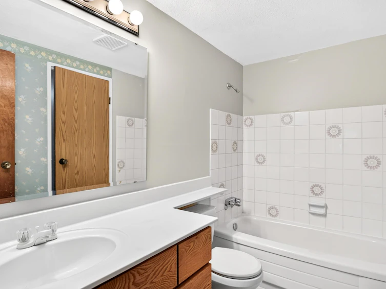 315-10530 154 Street, Surrey, BC, V3R 8A2 - 23