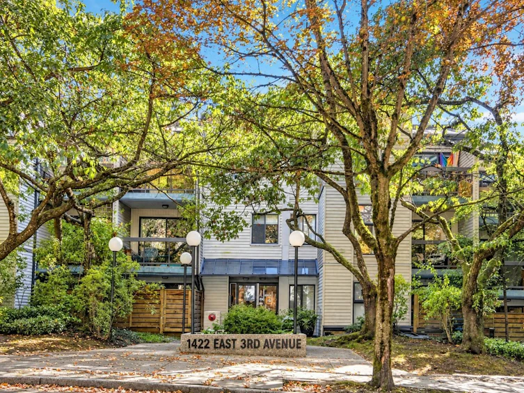 208-1422 E 3rd Avenue, Vancouver, BC, V5N 5R5