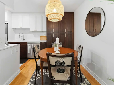 208-1422 E 3rd Avenue - 5
