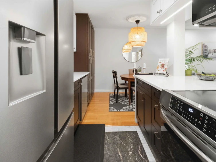 208-1422 E 3rd Avenue, Vancouver, BC, V5N 5R5 - 3
