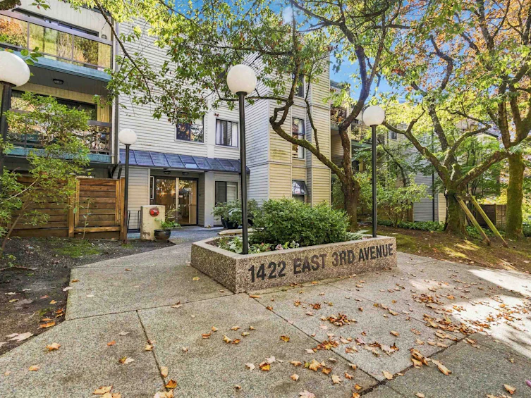 208-1422 E 3rd Avenue, Vancouver, BC, V5N 5R5 - 18