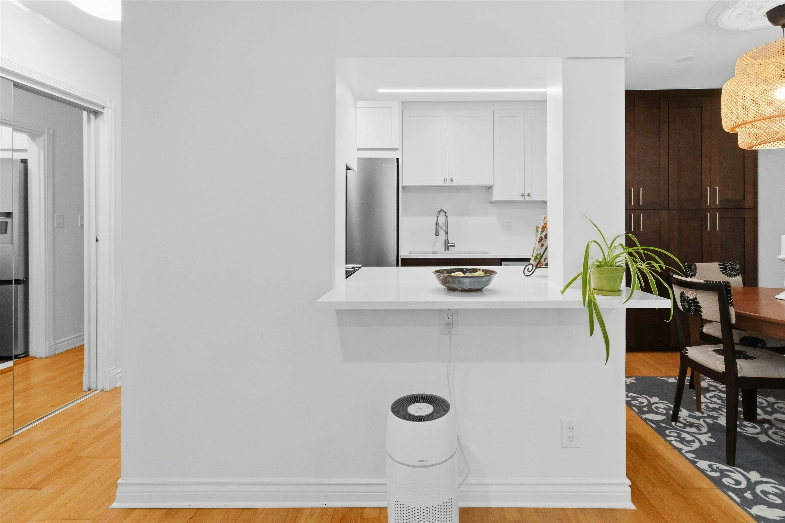 208-1422 E 3rd Avenue, Vancouver, BC, V5N 5R5 - 5