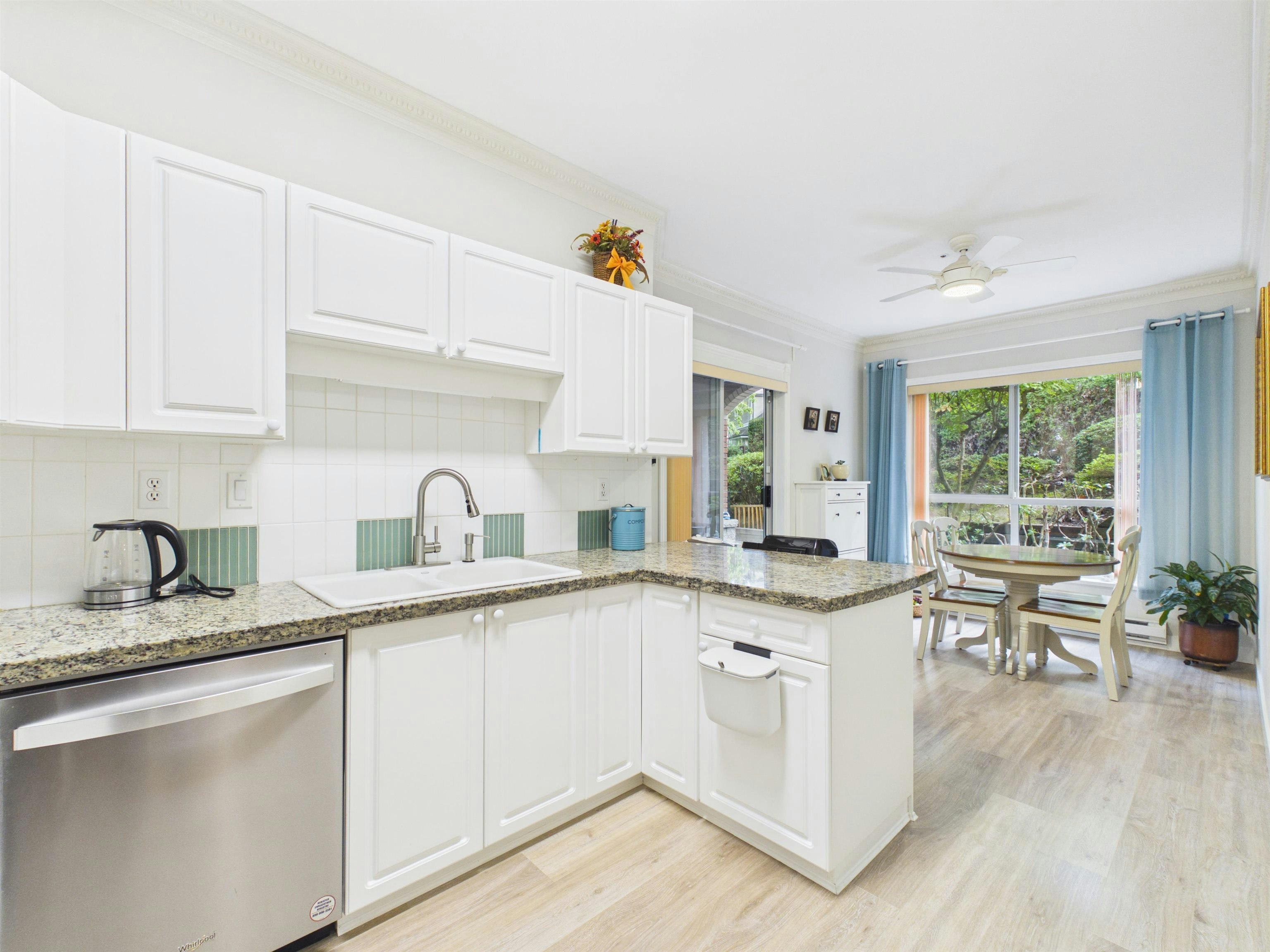 414-5262 Oakmount Crescent, Burnaby, BC, V5H 4R7 - 13