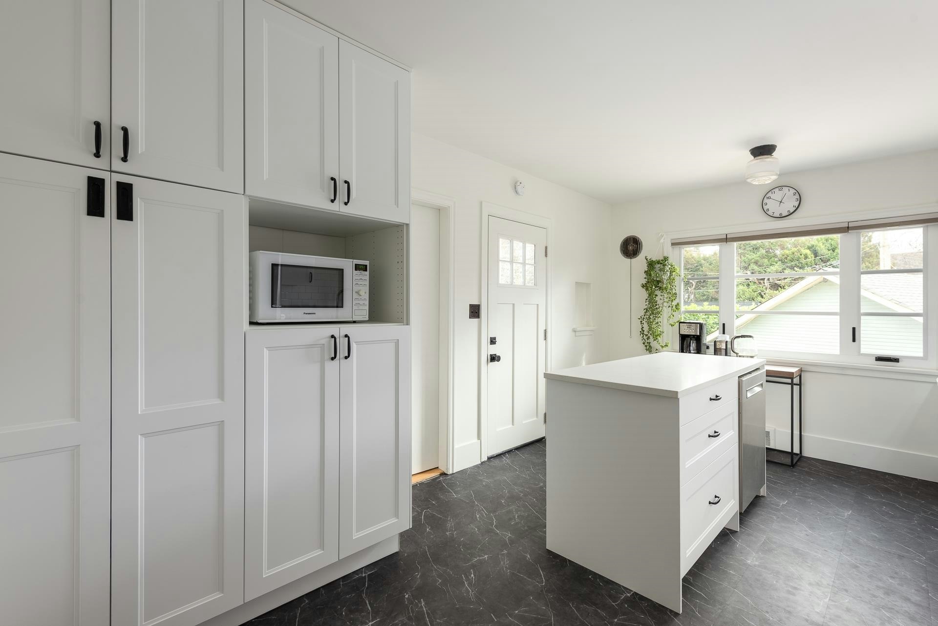 106 College Court, New Westminster, BC, V3L 1K9 - 11