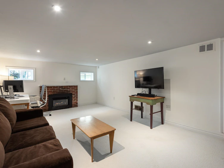 106 College Court, New Westminster, BC, V3L 1K9 - 33