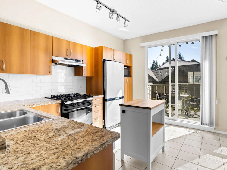 87-9088 Halston Court, Burnaby, BC, V3N 0A7 - 9