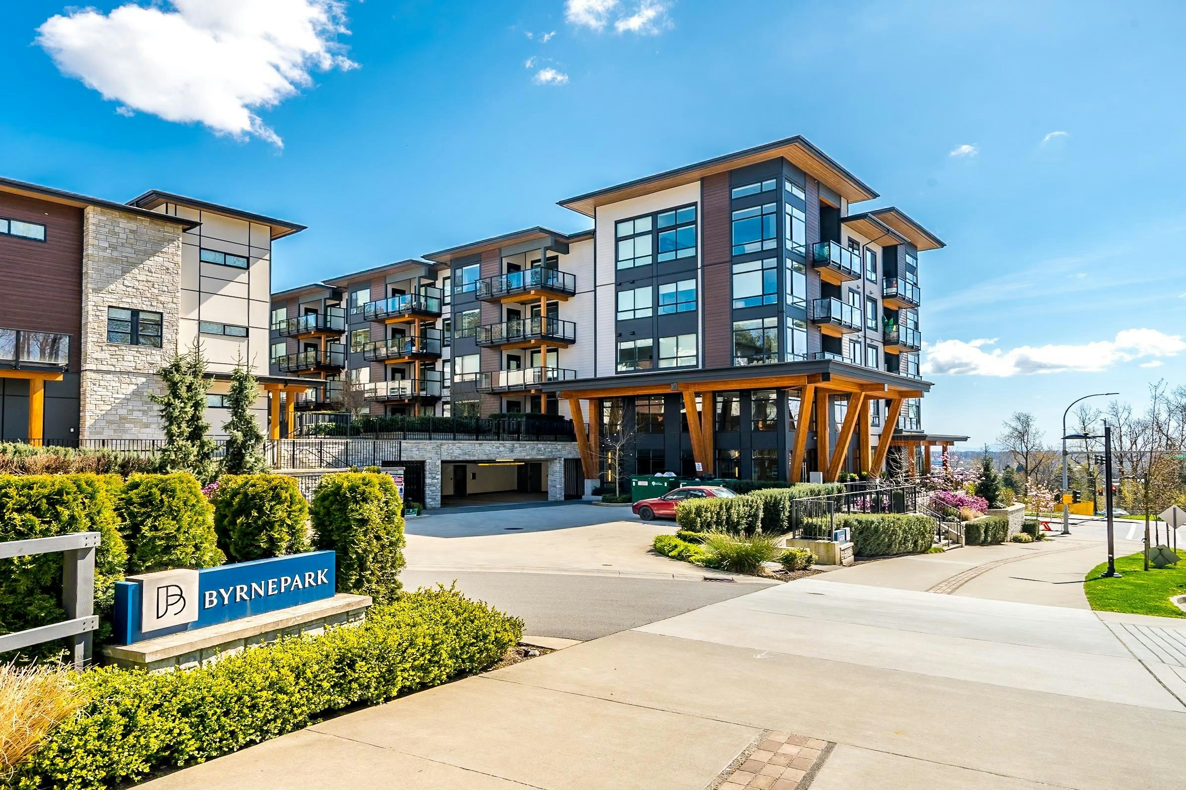 416-6438 Byrnepark Drive, Burnaby, BC, V3N 0J1