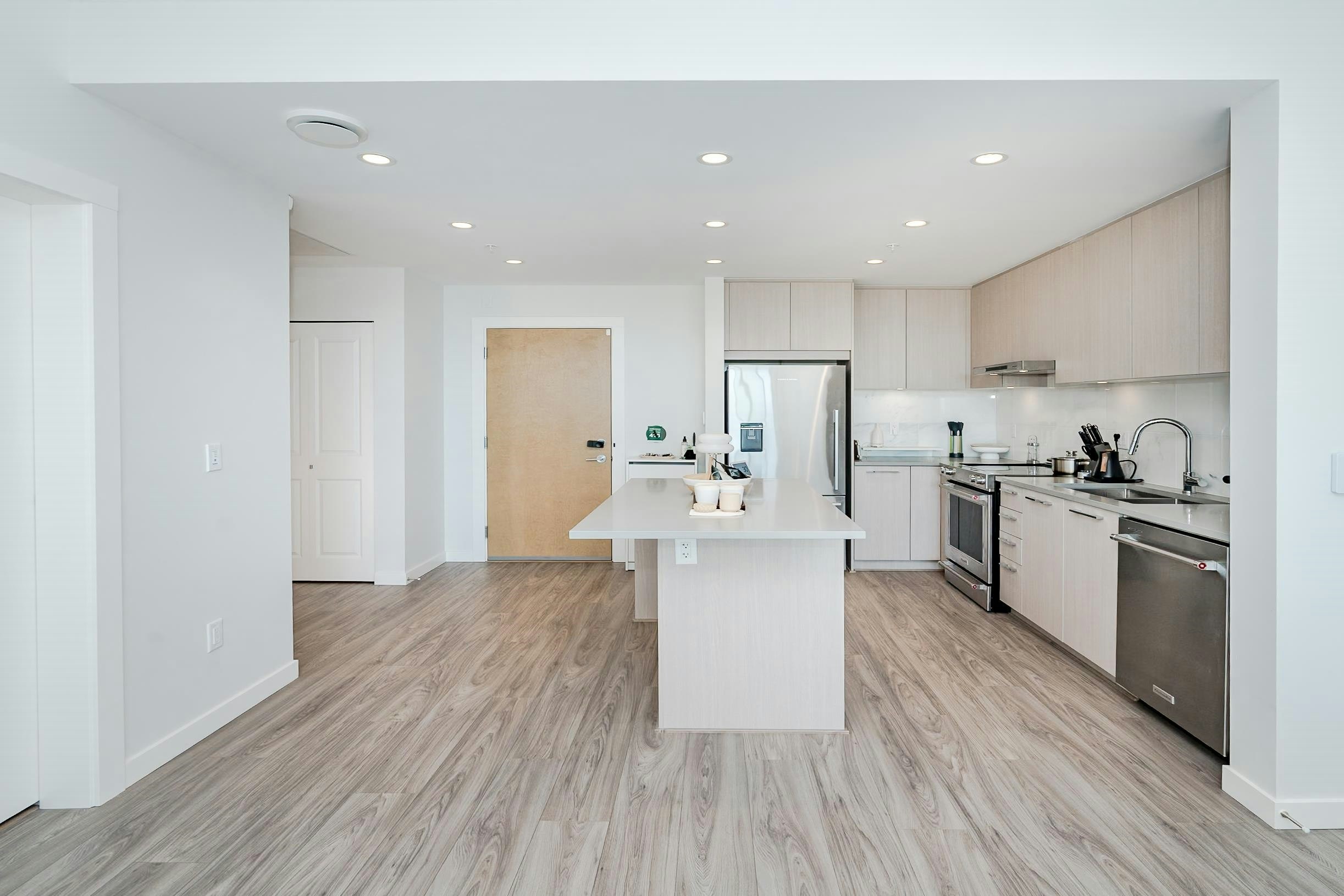 416-6438 Byrnepark Drive, Burnaby, BC, V3N 0J1 - 12